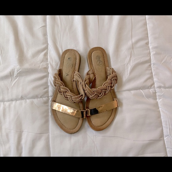 Payless 💎 color : white / tan / rose gold - Picture 2 of 4